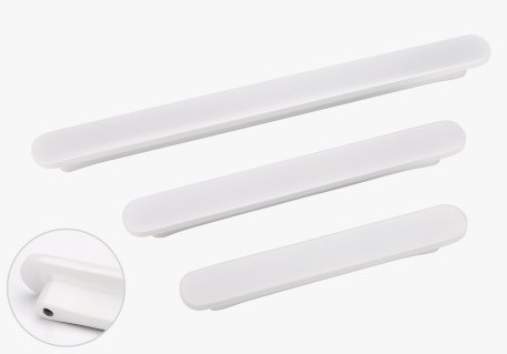 White hardware: models and proportions