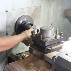 LONGLIN production setting photographed in the catalogue